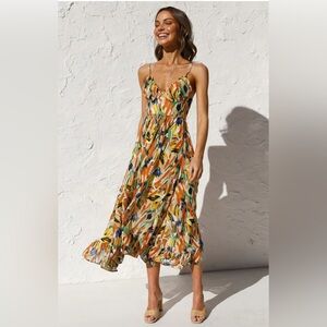 Mid calf flow dress, brand new with tags, size small